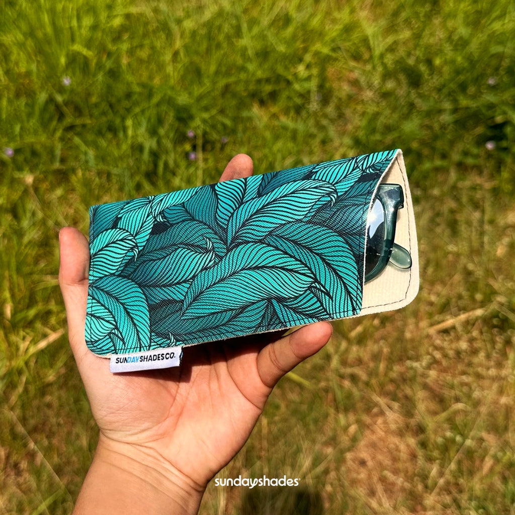 Sleeve Kacamata Sunday Shades Co